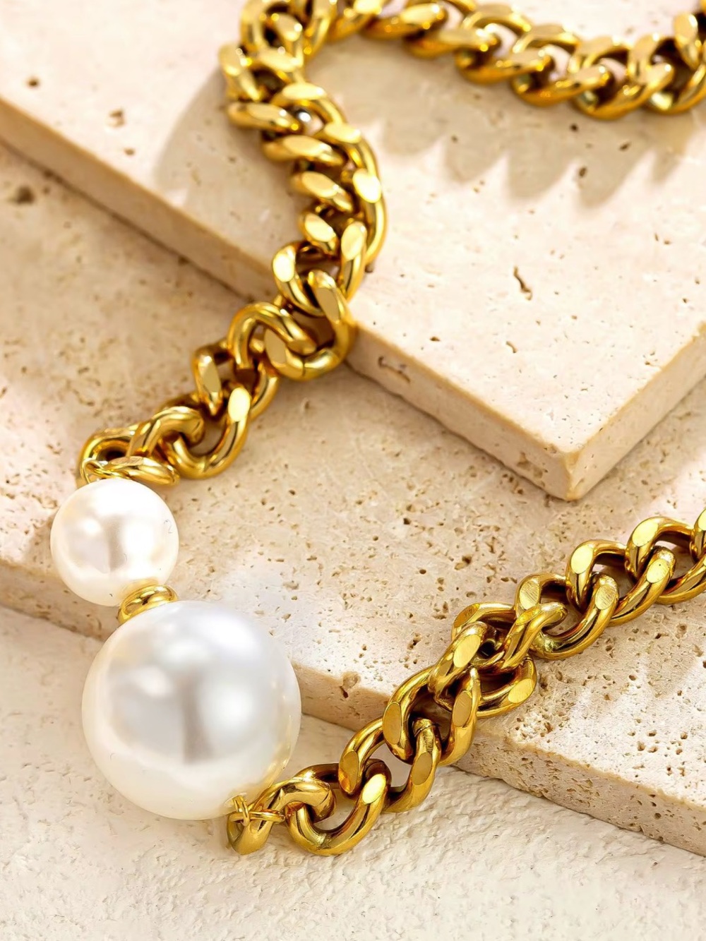 Modern Gold Chain Pearl Necklace